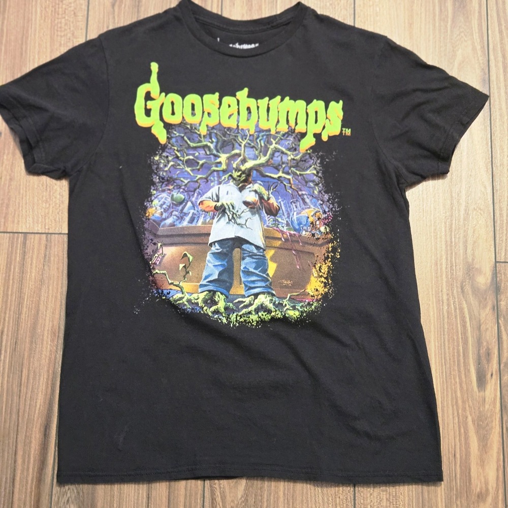 Goosebumps Graphic T Shirt Black Short Sleeve Horror Movie Fan Tee M